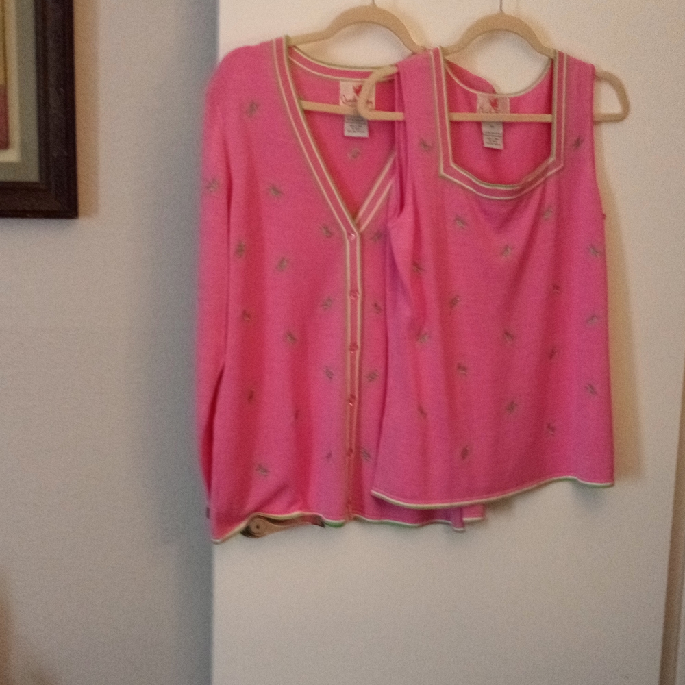 Quacker factory sweater set